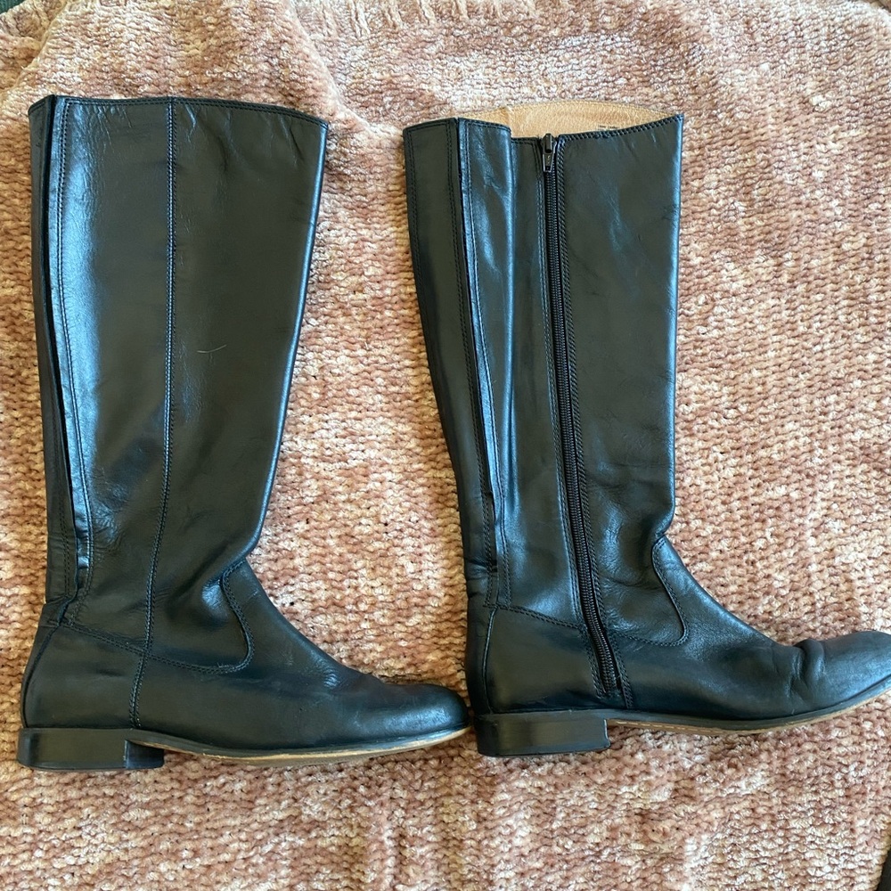 Kenneth Cole Black Leather Boots